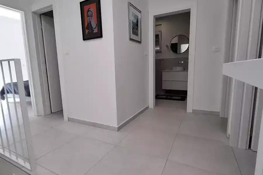 Unit